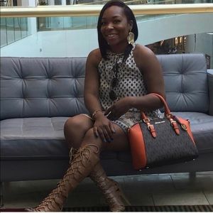 MICHAEL KORS HANDBAG w original travel bag